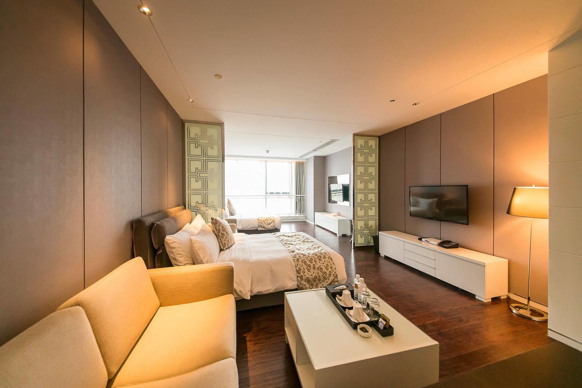 ננג'ינג Suning Auraya Service Apartment Nanjing מראה חיצוני תמונה
